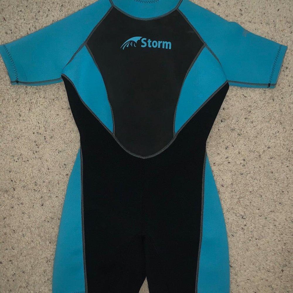 wetsuit
